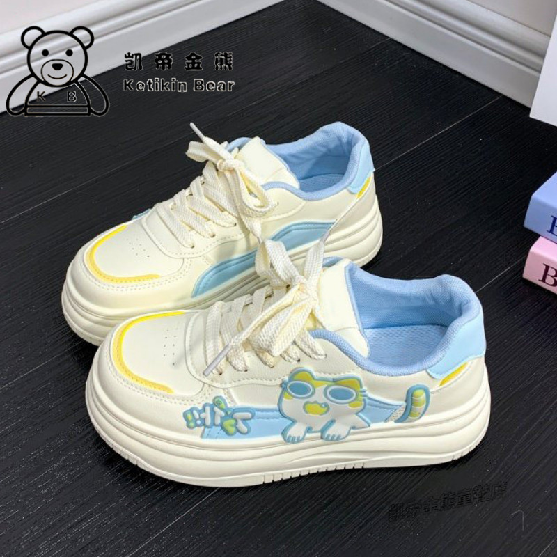 卡通猫咪鞋子女童休闲鞋厚底2026新款小白鞋软底女孩板鞋防滑大码