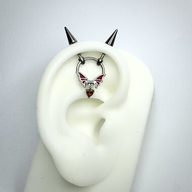 血色蝙蝠恶魔钉钛合金原创设计小众朋克恶魔角钉