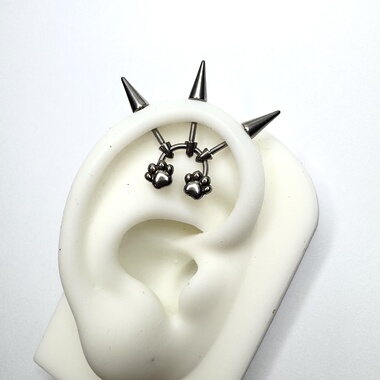 三角猫恶魔钉原创设计F136钛合金防敏材质耳轮钉耳骨钉