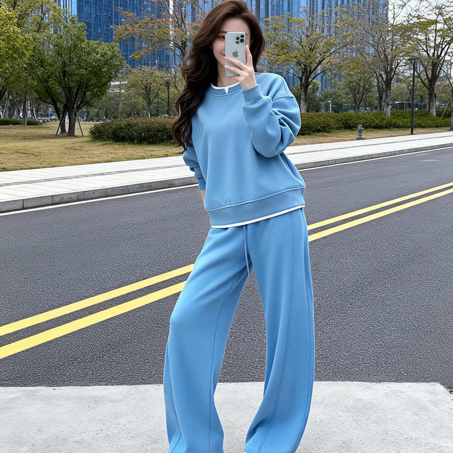 时尚洋气时尚套装女2026春秋新款韩版减龄小个子卫衣阔腿裤两件套