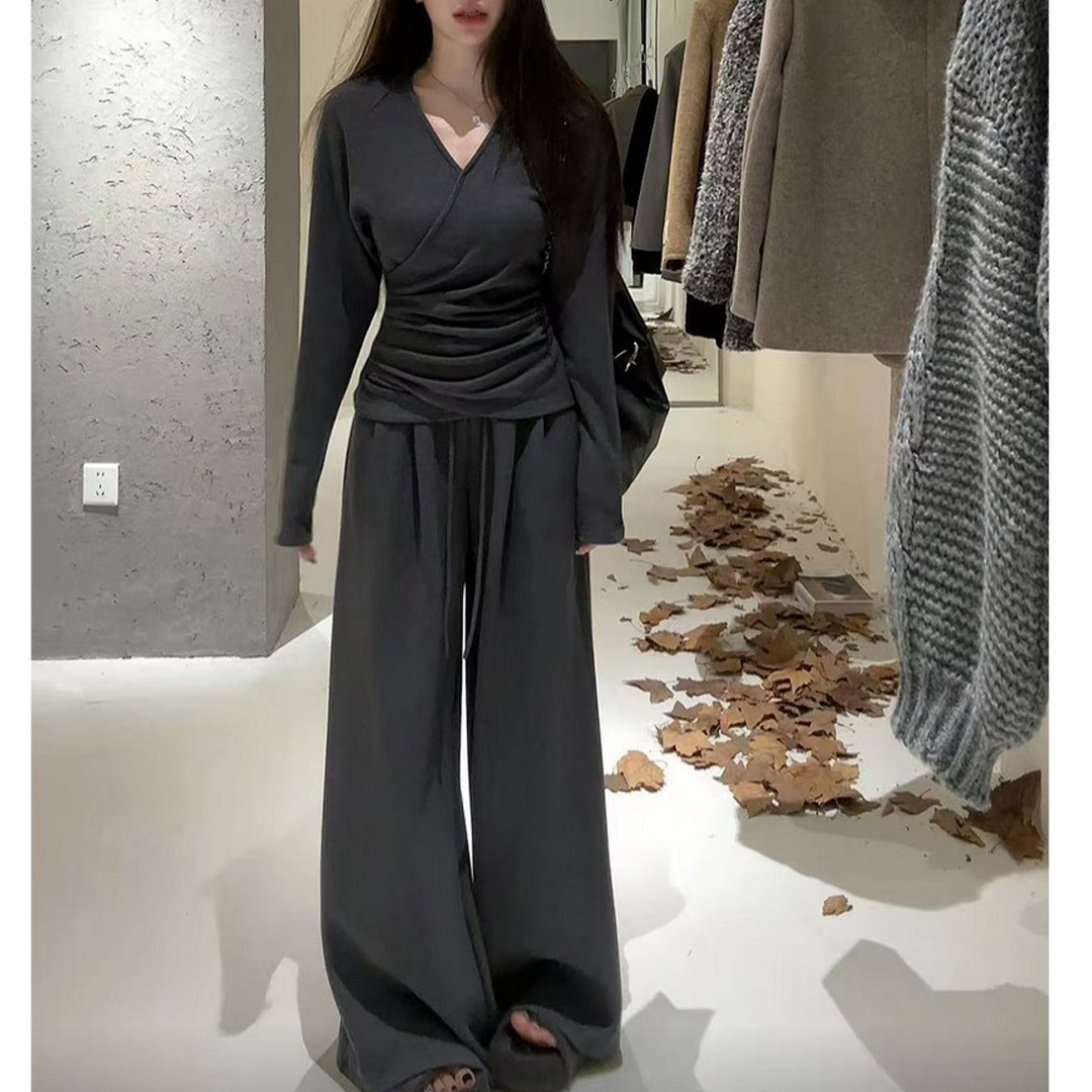 秋冬新款交叉V领长袖T恤搭配松紧腰阔腿裤时尚休闲风显瘦气质套装
