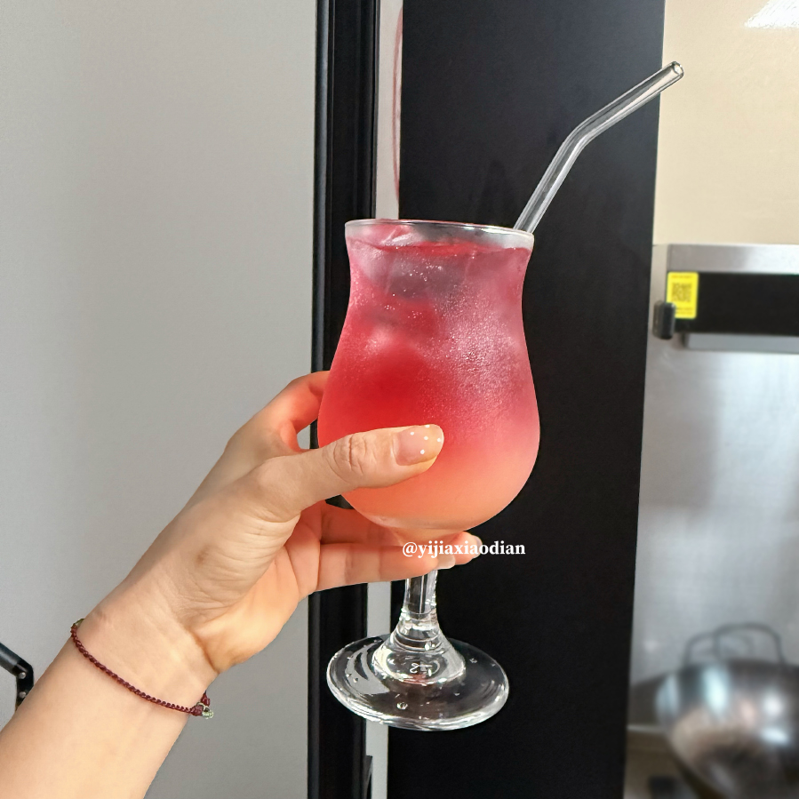 一家小店 晚酌的仪式感 自制鸡尾酒高脚玻璃杯 郁金香型酒杯饮品