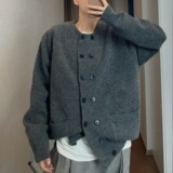 灰色