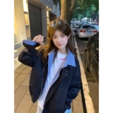 藏青色