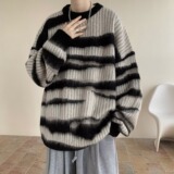 黑色