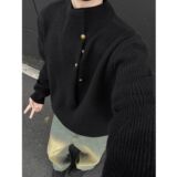 黑色