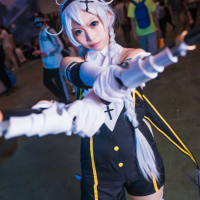 崩坏学园3琪亚娜圣女祈祷