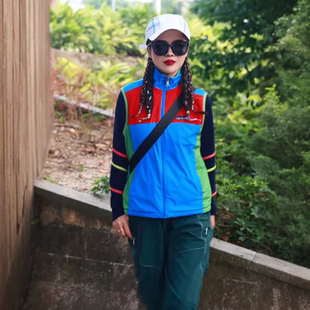 马甲外套女秋冬防风防水立领加绒保暖衫户外运动服登山背心冲锋衣