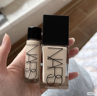 国柜！Nars/娜斯超方瓶流光美肌粉底液中样L2号色10ml4ml
