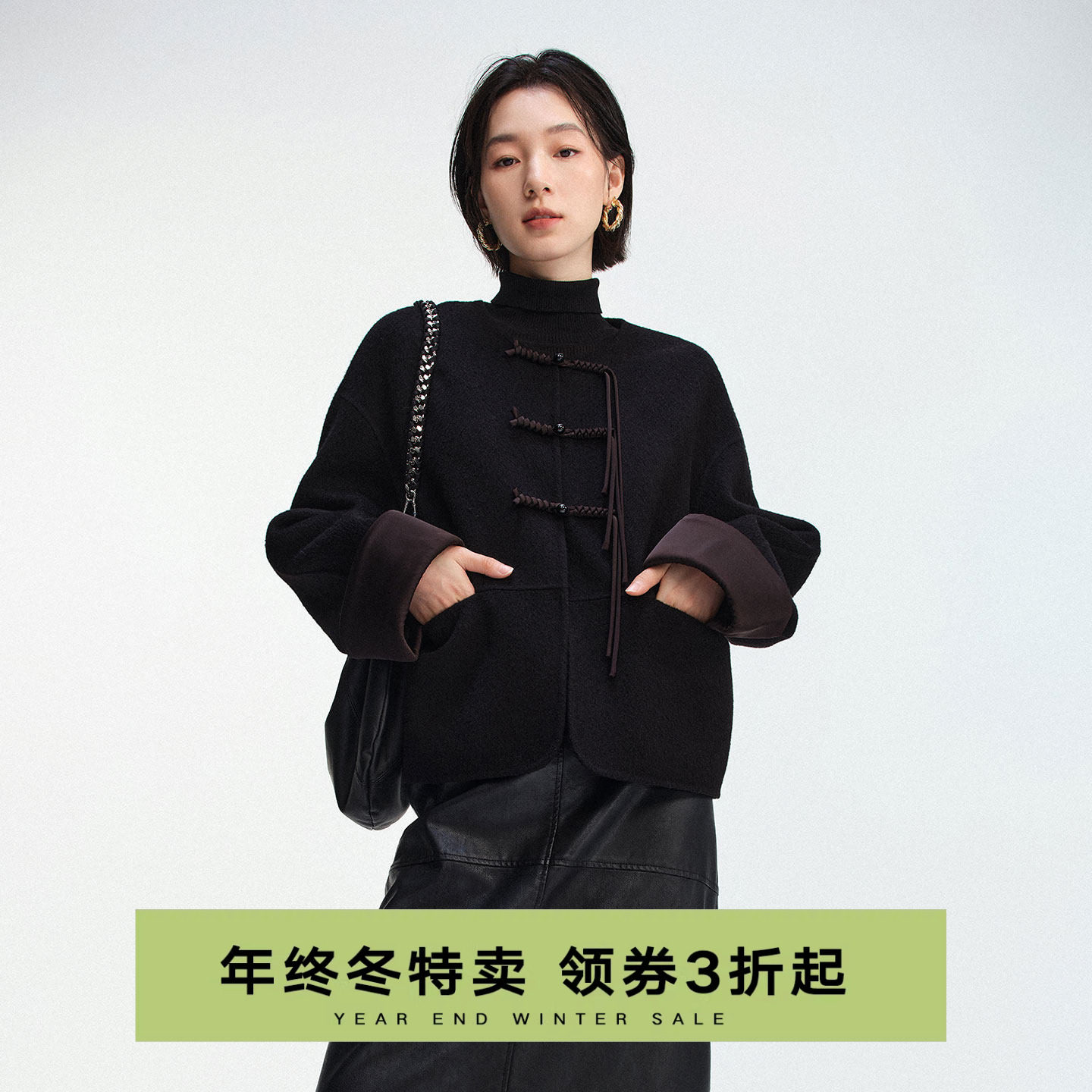 2025冬季新中式盘扣设计感短款双面呢外套女时尚优雅百搭圆领上衣