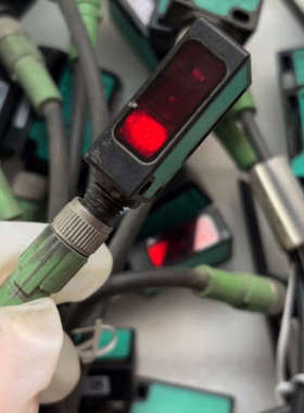 PEPPERL+FUCHD倍加福光电ML7-55/59/10