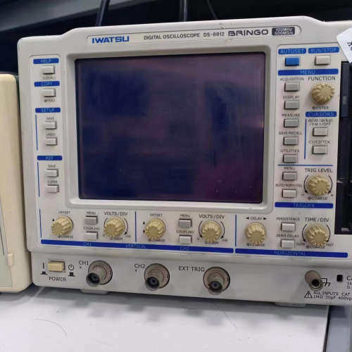 岩崎DS-8812示波器  100M   500MS/s