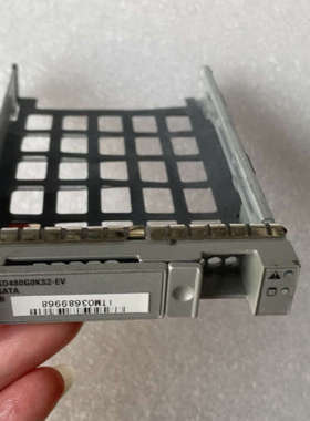 /c220m4 C240M4托架 2.5寸托架