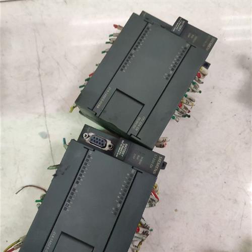 库存全新6ES7214-1AD23-0XB8有2个,9成新,质保一年需询价