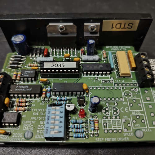 美国制造CN2 步进电机驱动器型号：2035