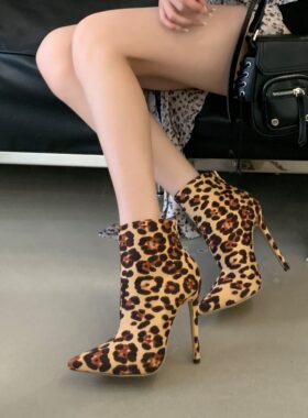 尖头高跟短靴女2025欧美新款细跟豹纹T台秀款时尚后拉链瘦瘦靴