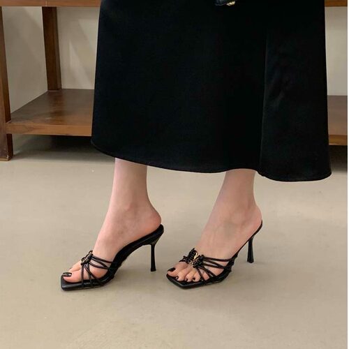 高跟拖鞋2026夏季新款女士细跟外穿高级感气质法式绝美细带凉拖鞋