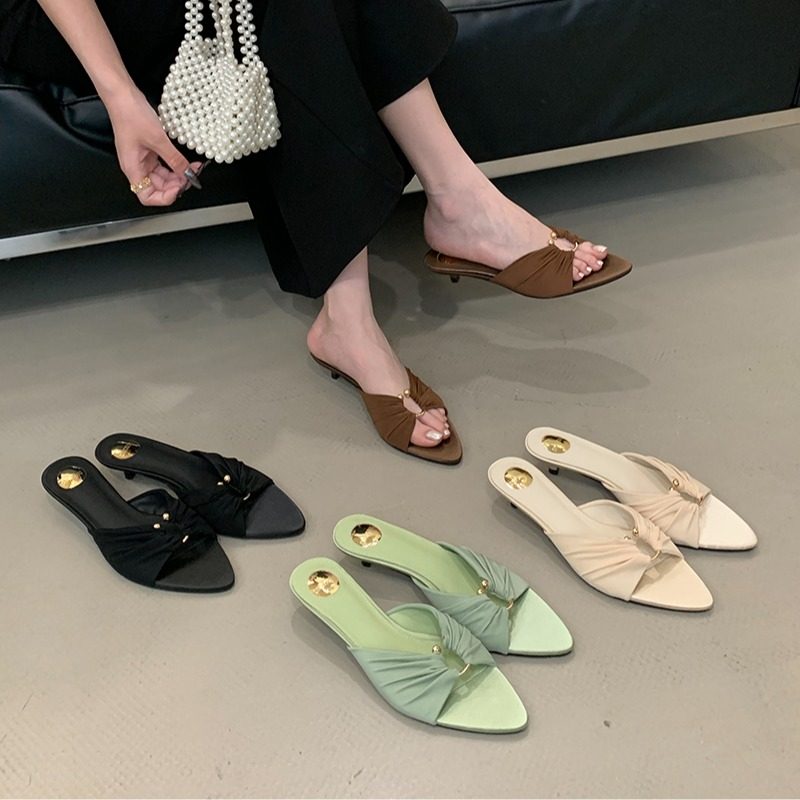 2025夏季时尚露趾女鞋高级感尖头绸缎凉鞋欧美气质金属扣猫跟拖鞋,女鞋,一字拖,淘宝优惠券,粉丝福利购,淘宝优惠卷