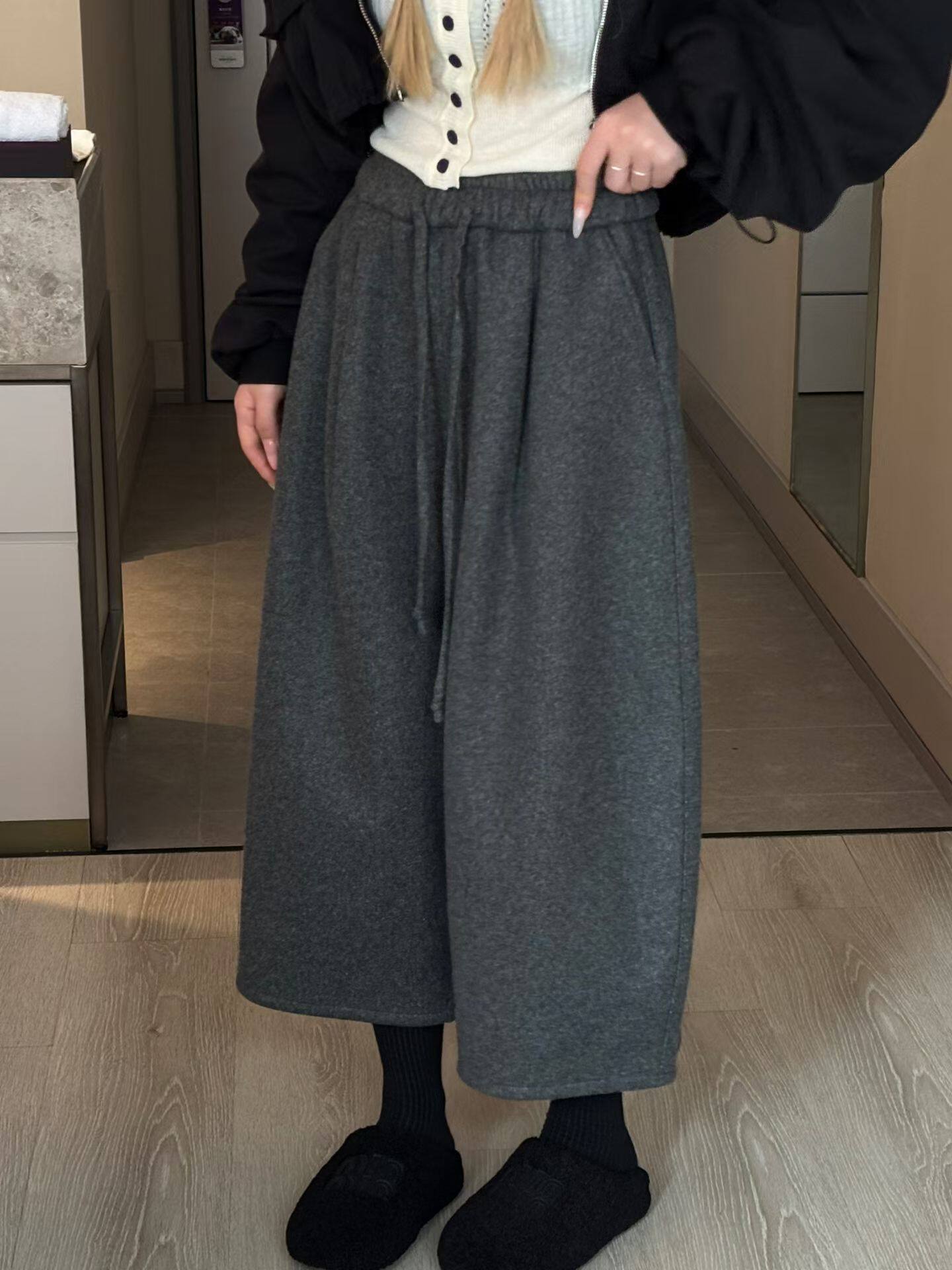 2025冬季新款韩版宽松显瘦休闲裤女羊毛呢八分裤加绒加厚阔腿裤子