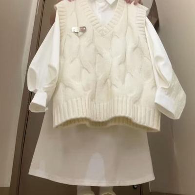 早秋甜美学院风麻花针织衫马甲