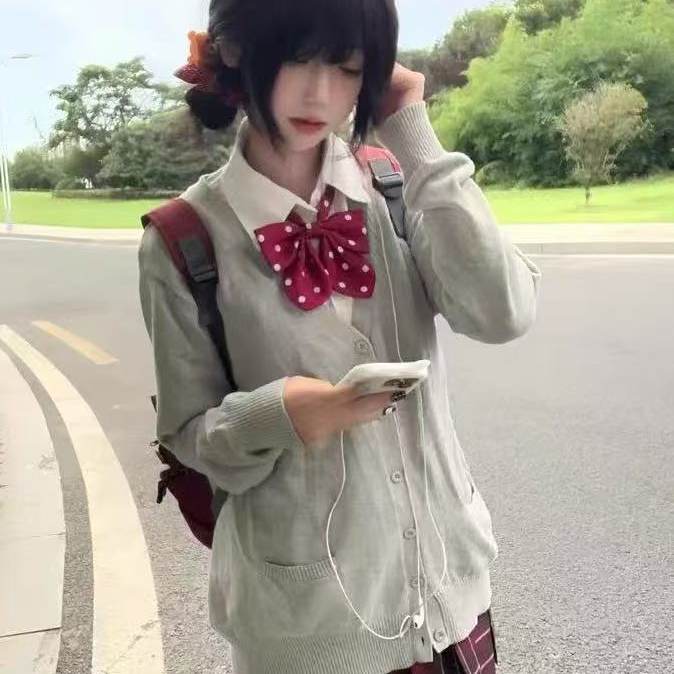 学院风校供感浅灰色开衫JK制服