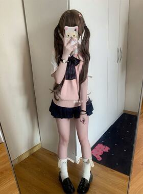 原创甜美清新V领针织毛衣背心学生基础马甲叠穿百搭衬衫短裙套装
