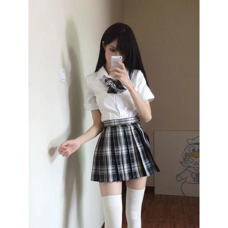 夏季纯欲缝收腰衬衫半身裙三件套