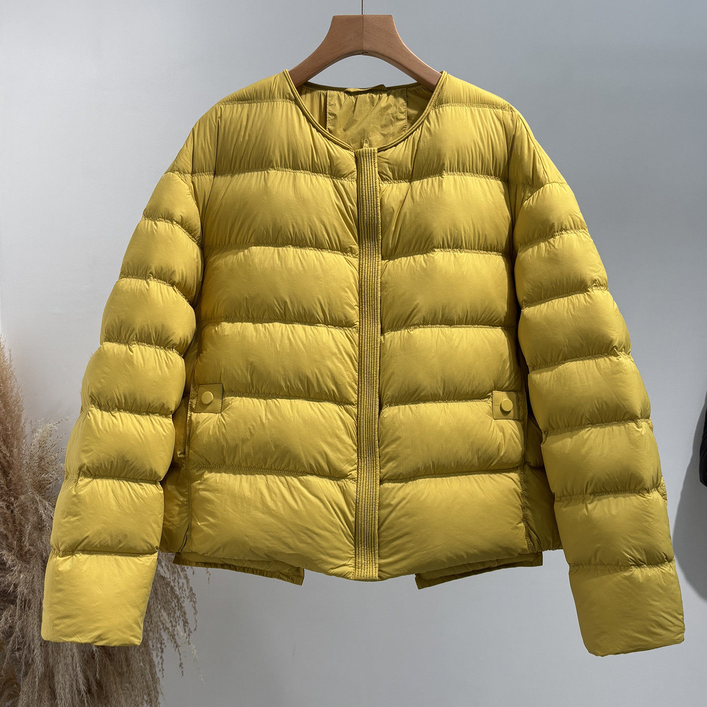 韩版短款无领宽松保暖羽绒服