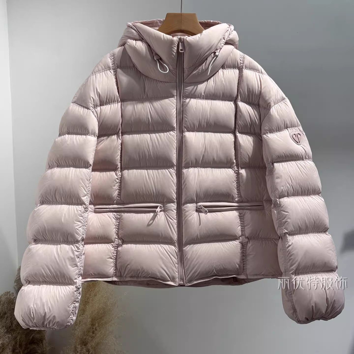 欧洲站连帽短款90白鸭绒羽绒服