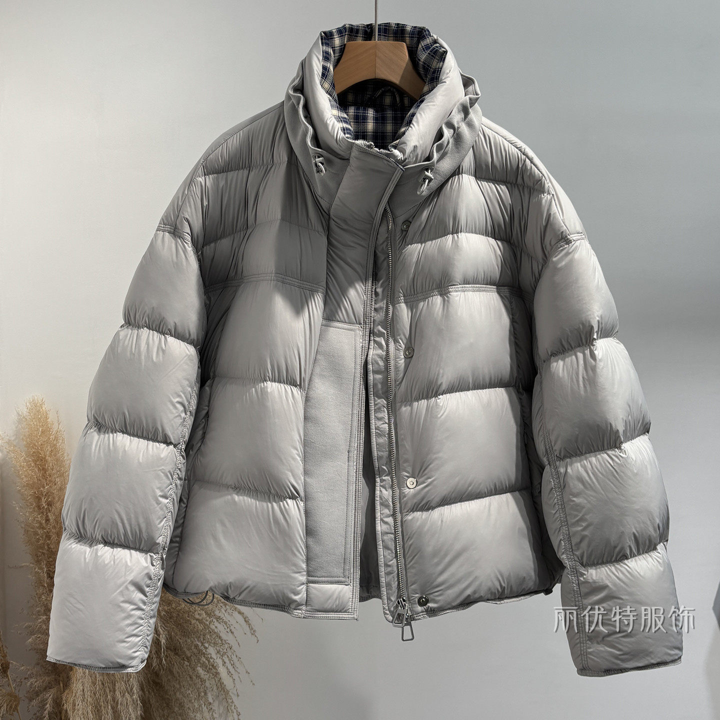 高级设计感双层领羽绒服女宽松显瘦短款加厚保暖白鸭绒外套冬新款