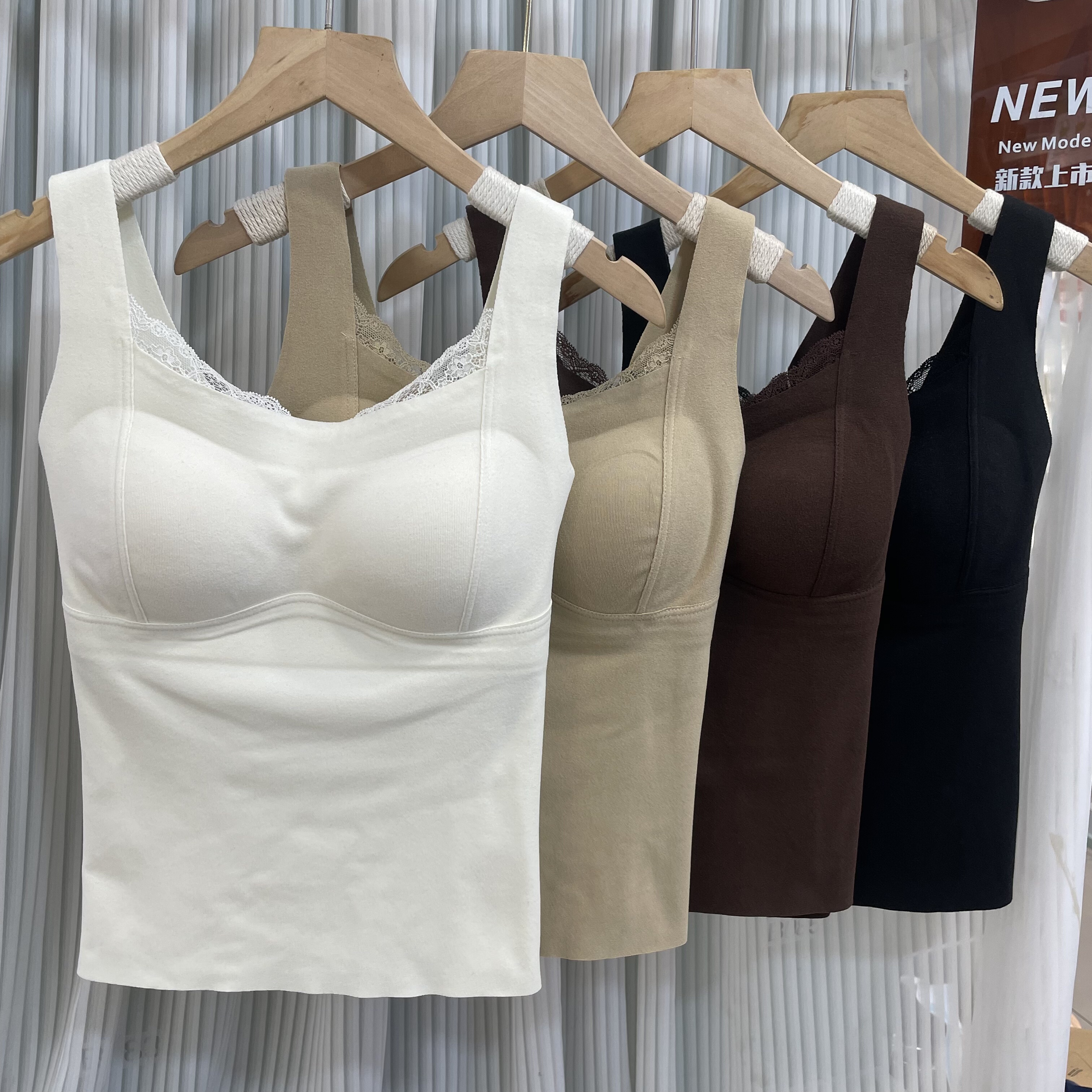 米娅林1735保暖背心女带胸垫加绒内搭磨毛打底贴身无袖吊带上衣