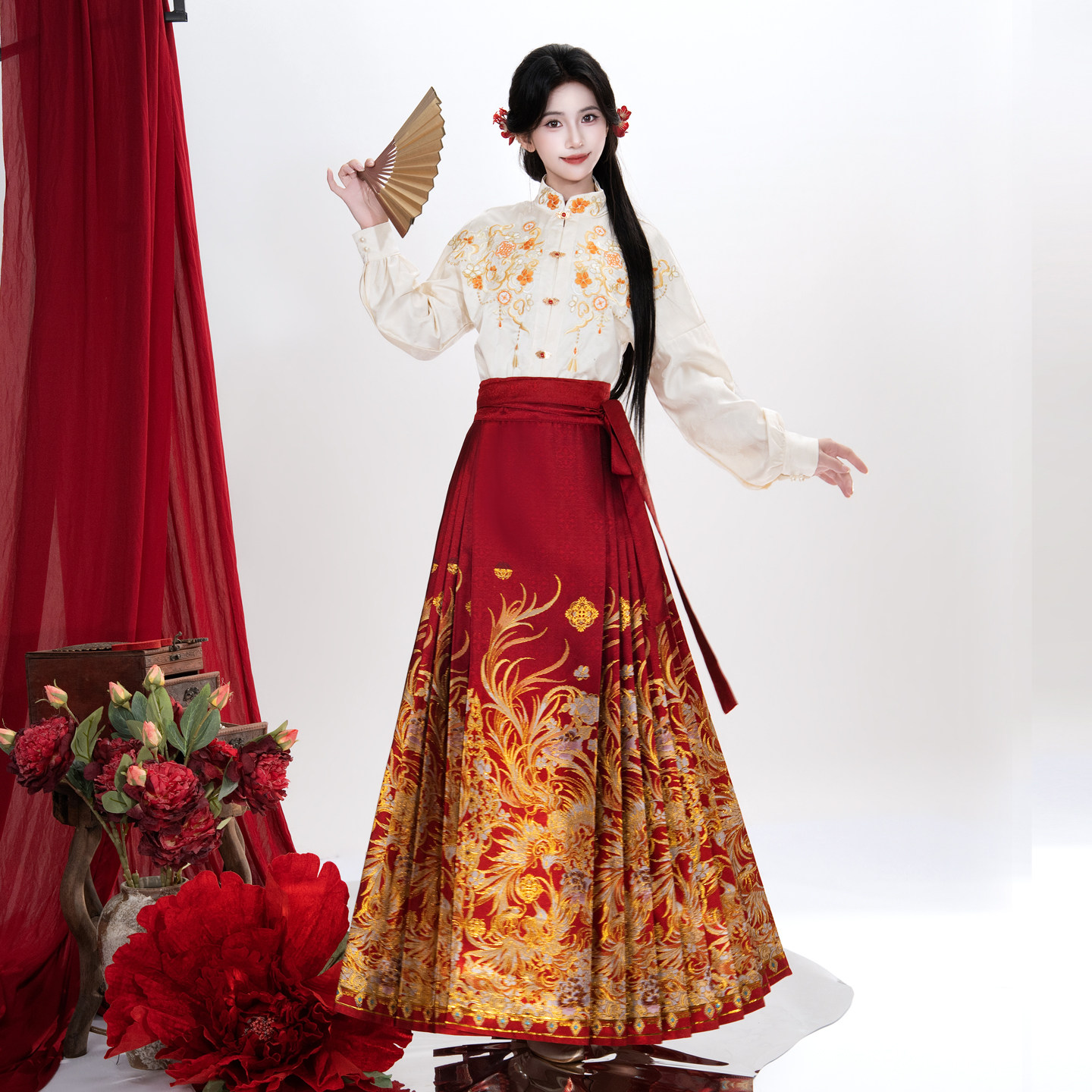 新款结婚订婚织金马面裙上衣套装