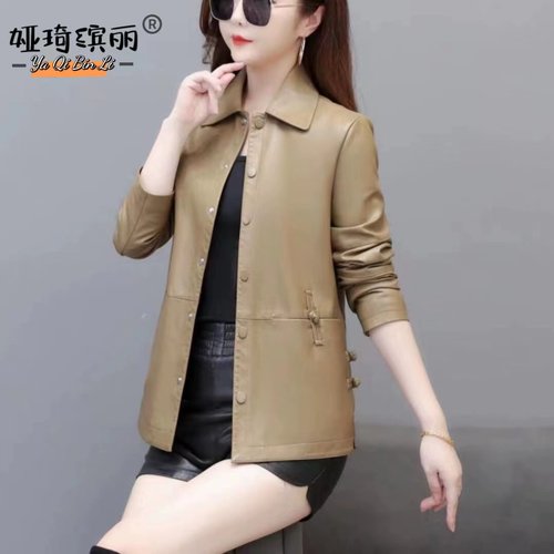 爆款中年女士皮衣时尚休闲妈妈装