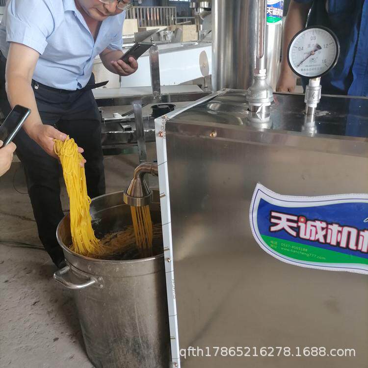 厂家供应东北馇条机 自动磨浆鲜米粉米线机 现在现卖酸汤子机