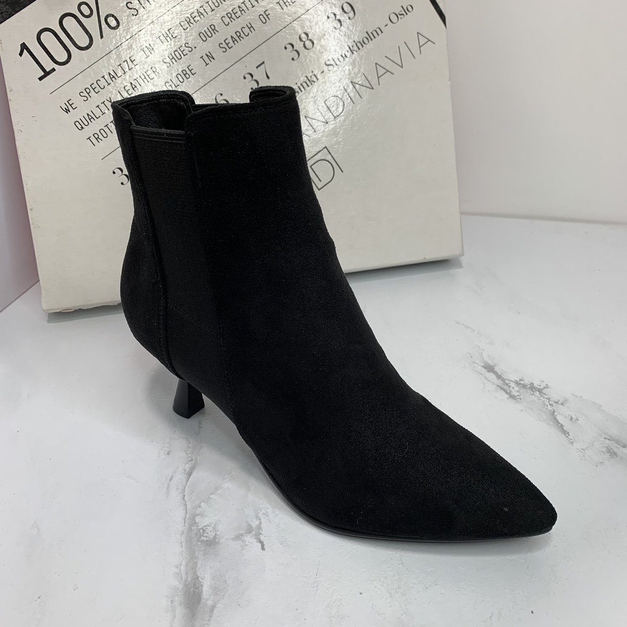 D：Fuse/迪芙斯品牌断码撤柜女靴春秋季尖头细跟时装靴黑色短靴潮