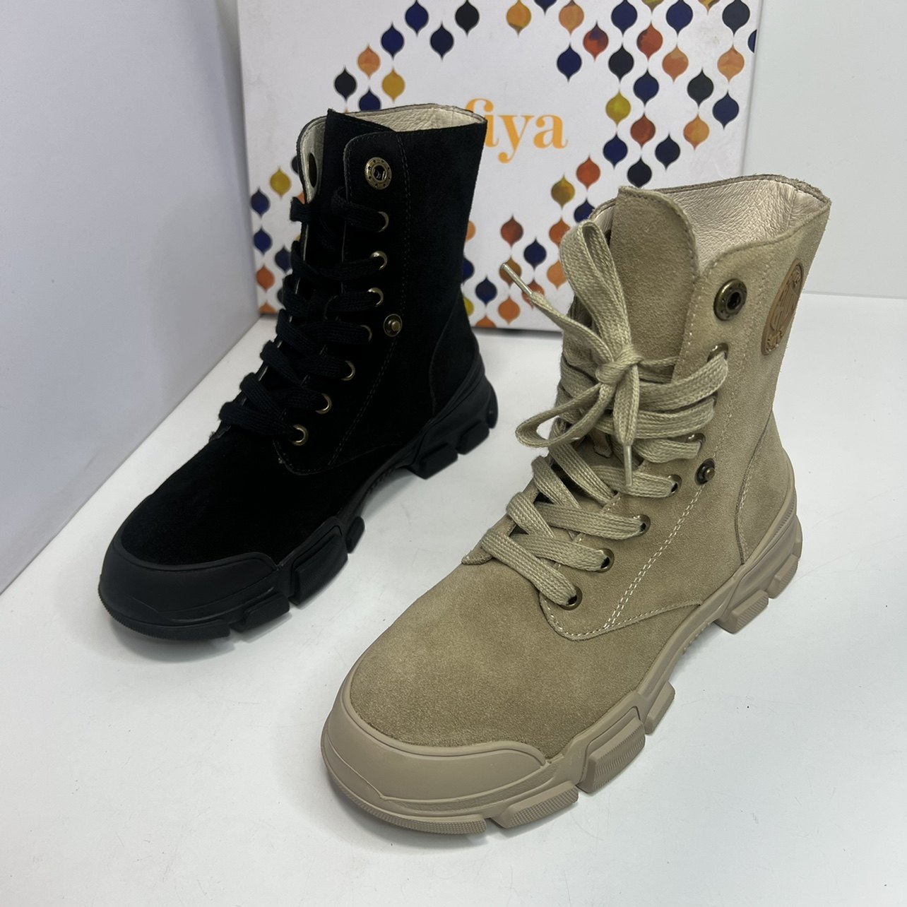 Safiya索菲娅断码撤柜真皮女单靴秋季休闲系带马丁靴厚底圆头短靴