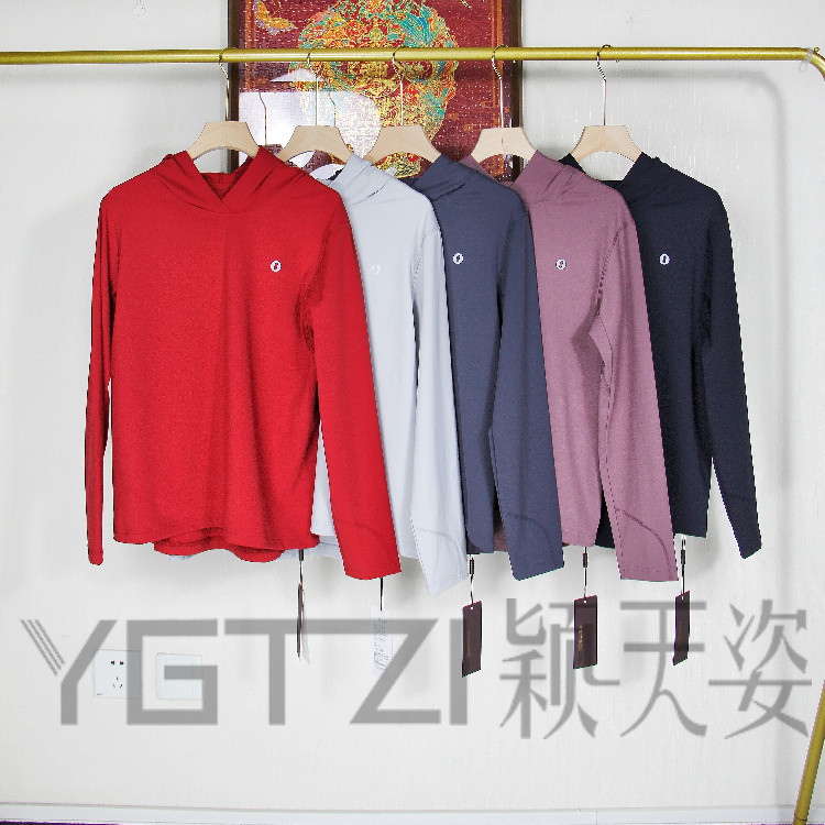 菲玛掂251025新款2025春季正品时尚休闲显瘦长袖速干T恤女帽衫