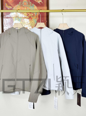 菲玛掂251035正品2025春季新款时尚气质宽松速干连帽外套女冲锋衣