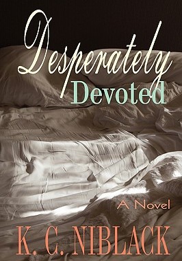 【预售】Desperately Devoted