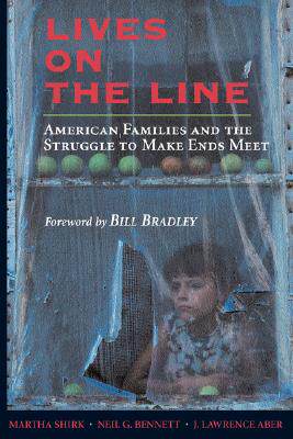 【预售】Lives on the Line: American Families and the