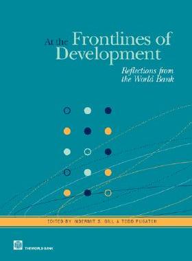【预售】At the Frontlines of Development: Reflections from