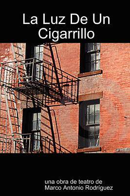 【预售】La Luz de Un Cigarrillo