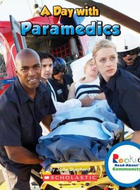 【预售】A Day with Paramedics