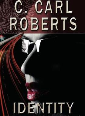 【预售】Identity: A John Travers and Wally Karpinski Novel