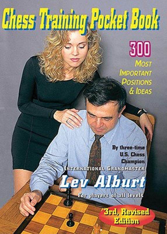 【预售】Chess Training Pocket Book: 300 Most Important