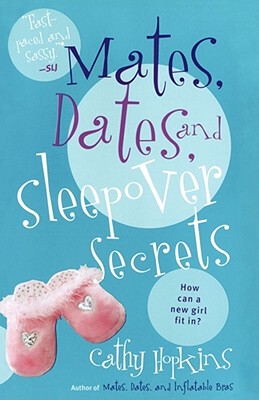 【预售】Mates, Dates, and Sleepover Secrets