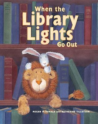 【预售】When the Library Lights Go Out
