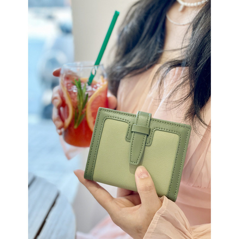 批发钱包绿色拼色真皮短款女生多卡位卡包小众设计可爱零钱包礼物