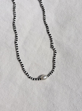 青岛外贸流行饰品欧美原单个性小众设计热卖珍珠米珠卡脖精品项链