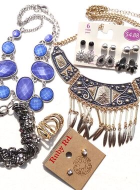 青岛饰品盲盒欧美韩外贸称重混批项链耳饰手镯戒指发饰1斤包邮